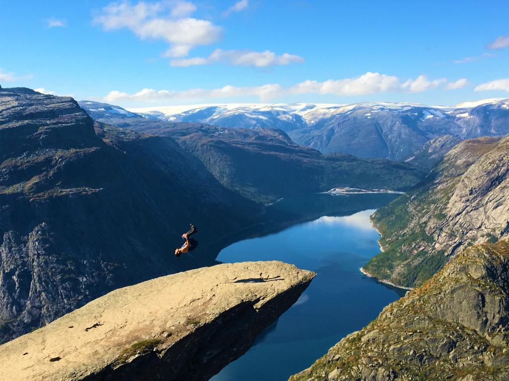 Unnamed Road, Odda, Norway for Hiking